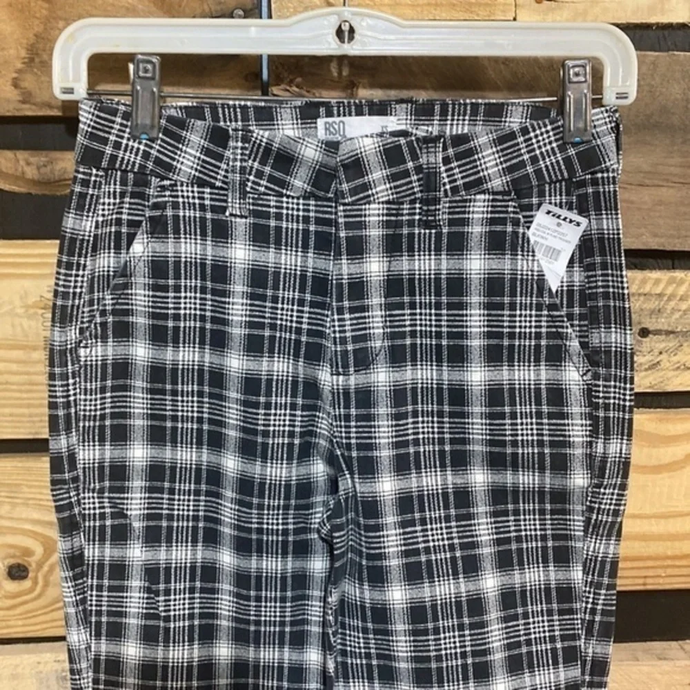 NWT‎ Tilly’s RSQ Plaid Trousers Black/White Size XS